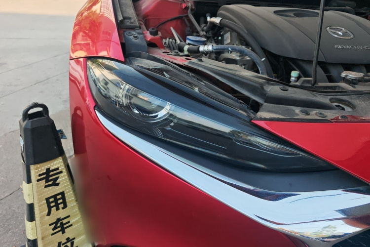 马自达CX-4 2021款 2.0L 自动两驱蓝天活力版车身外观8