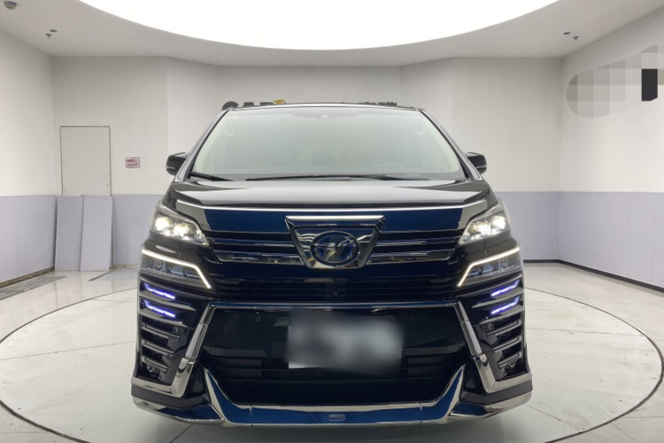 丰田 威尔法 2020款 双擎 2.5L HV尊贵版车身外观6001