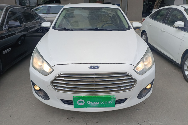 福特 福睿斯 2015款 1.5L 自动舒适型车身外观6001