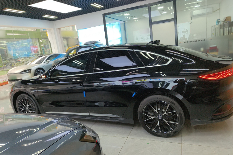 比亚迪 汉 2025款 EV 智驾版 506KM尊贵型车身外观6003