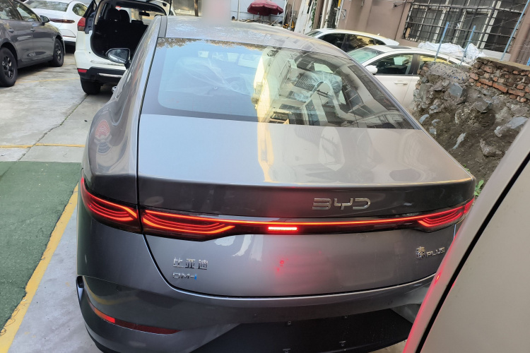 比亚迪 秦PLUS 2025款 DM-i 智驾版 128KM进取型车身外观6