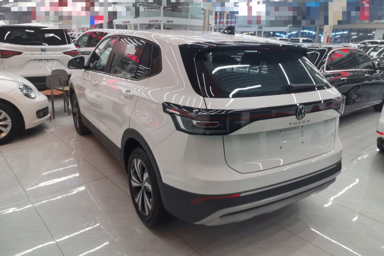 大众 途岳 2026款 新锐 1.5L 锐进版车身外观4