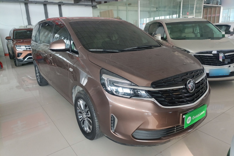 别克GL8 2022款 陆上公务舱 652T 舒适型车身外观3