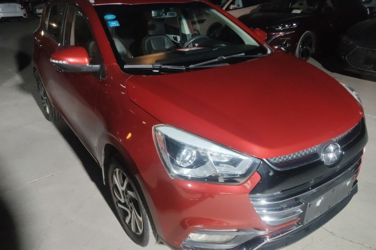 江汽集团 瑞风S2 2015款 1.5L CVT豪华智能型车身外观3