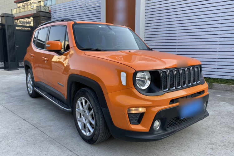Jeep 自由侠 2019款 220T 自动领先版车身外观6005