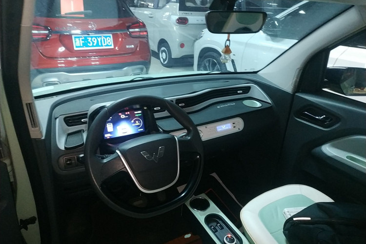 五菱汽车 宏光MINIEV 2021款 马卡龙臻享款 磷酸铁锂中控内饰7002