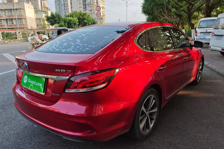 名爵 MG6 2019款 20T 自动运动版车身外观7