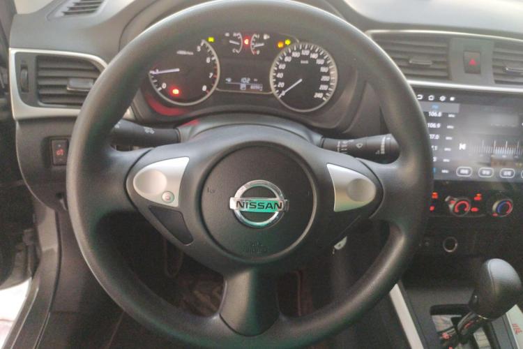 日产 轩逸 2022款 经典 1.6XE CVT舒适版局部细节13