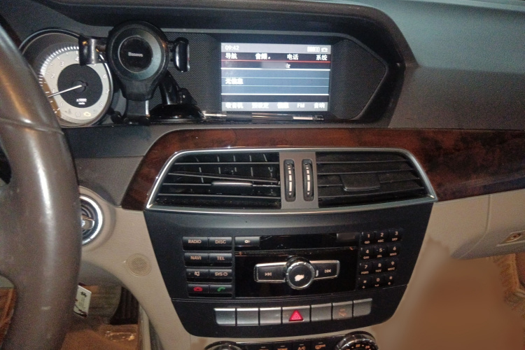 奔驰C级 2013款 C 260 CGI 优雅型局部细节16