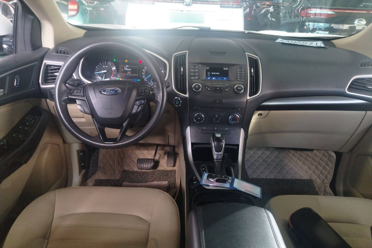 福特 锐界 2016款 EcoBoost 245 两驱精锐型 5座中控内饰7002