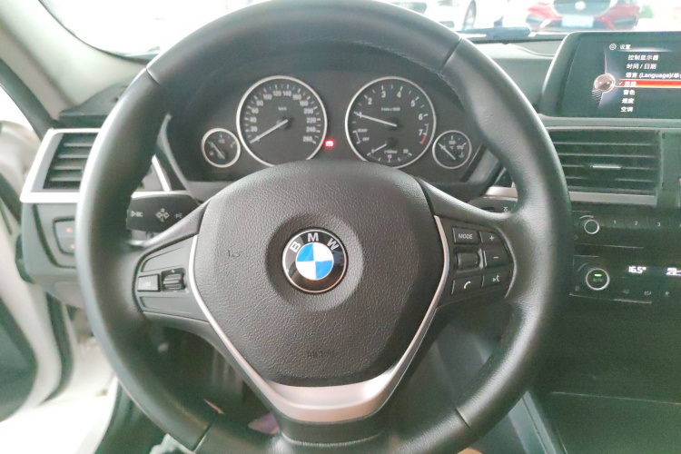 宝马3系 2017款 320Li 时尚型局部细节13