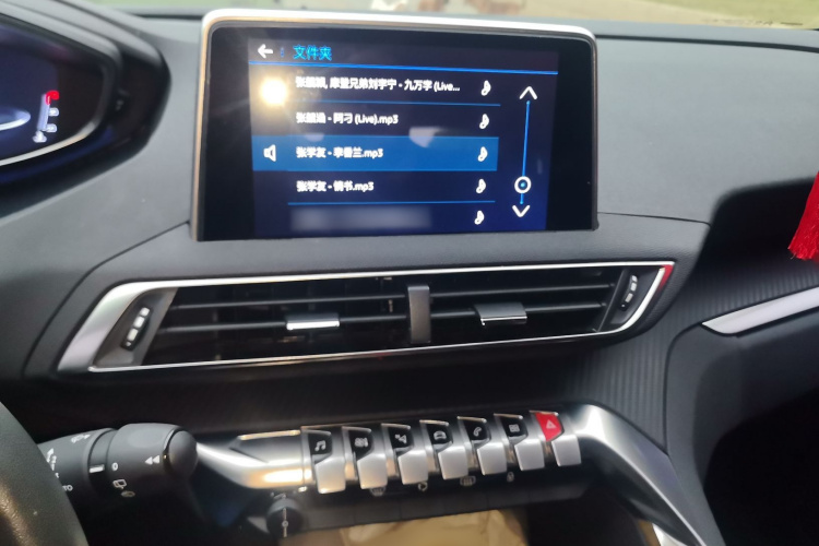 标致4008 2019款 360THP 尝先版局部细节16