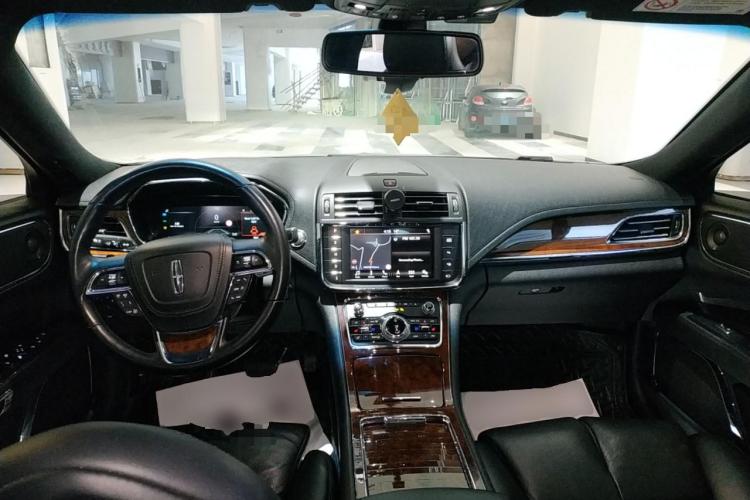 林肯大陆 2017款 3.0T 四驱尊耀版中控内饰12