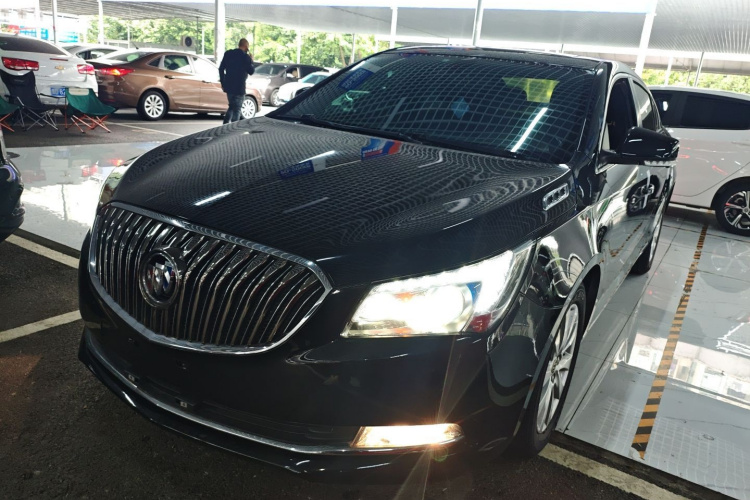 别克 君越 2013款 2.4L SIDI精英舒适型车身外观1