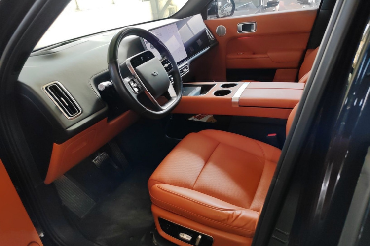 理想汽车 理想L8 2023款 Max局部细节19