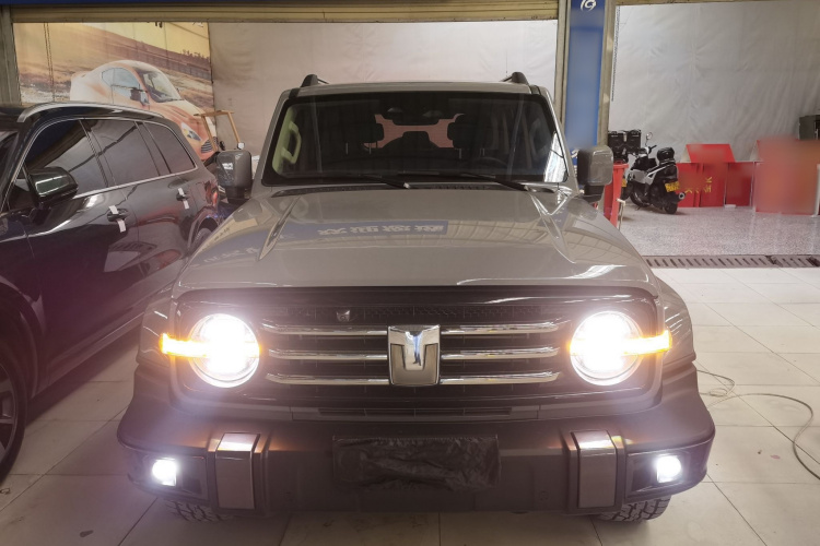 坦克300 2023款 城市版 2.0T 很有型车身外观6001