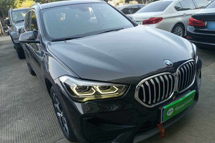 宝马X1 2022款 sDrive25Li 领先型车身外观3