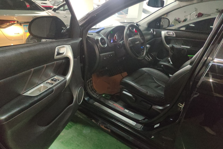 哈弗H6 2016款 升级版 1.5T 自动两驱精英型中控内饰7003