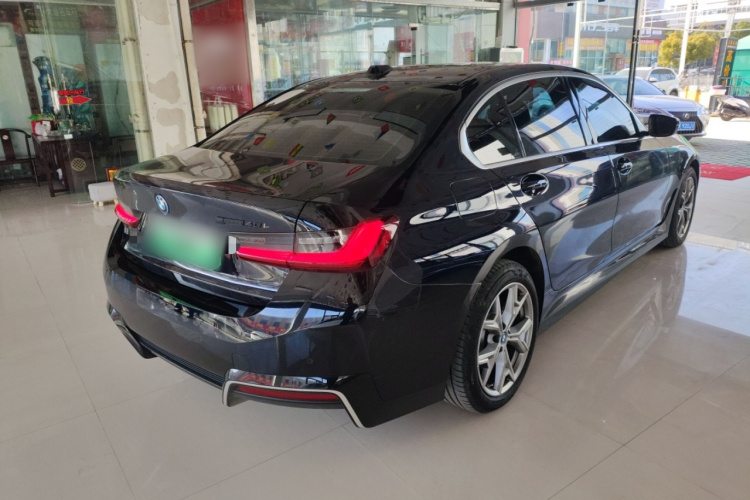 宝马i3 2024款 eDrive 35 L车身外观6005