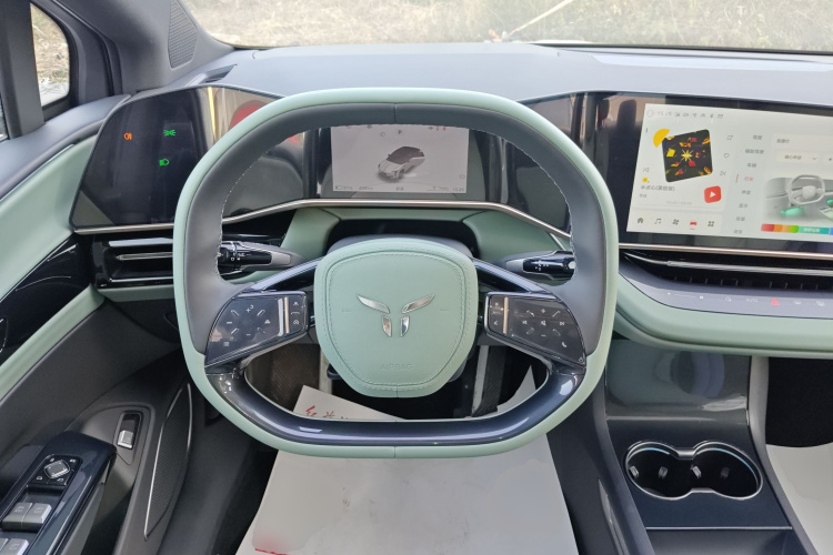 红旗EH7 2024款 690 Pro局部细节13