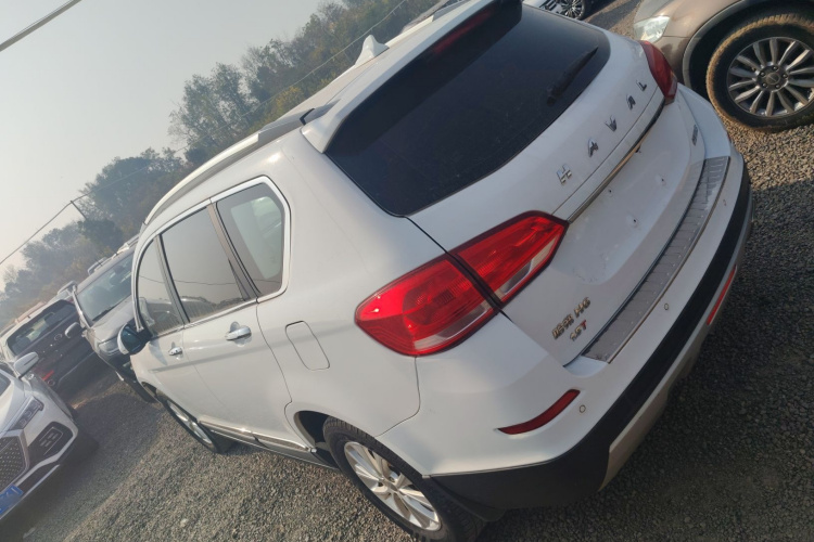 哈弗H6 2018款 蓝标 运动版 1.5T 自动两驱精英型车身外观4