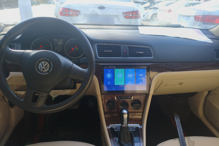 大众 朗逸 2013款 改款经典 1.6L 自动舒适版中控内饰12