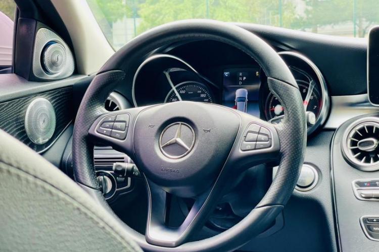 奔驰C级(进口) 2018款 C 200 旅行轿车局部细节9007