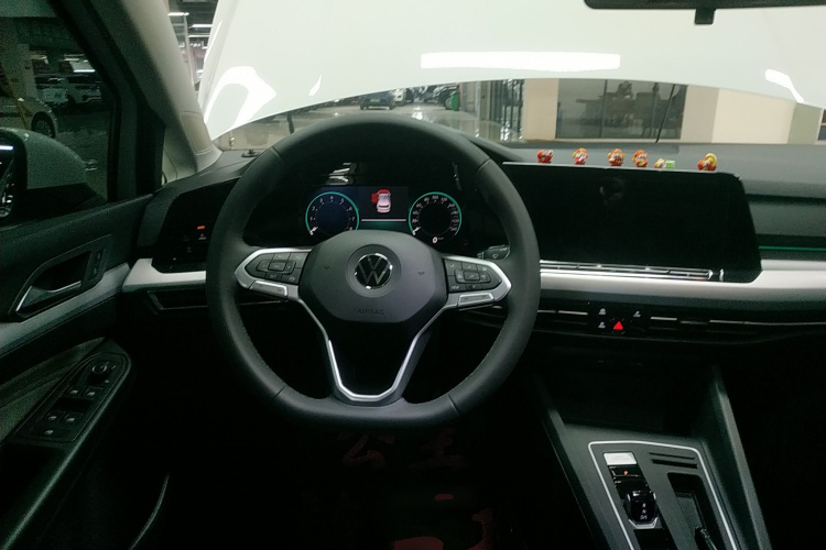 大众 高尔夫 2024款 280TSI DSG Pro 50年传奇版中控内饰13
