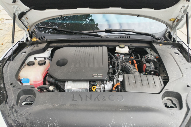 领克07 2024款 EM-P 126长续航 Ultra机舱底盘24