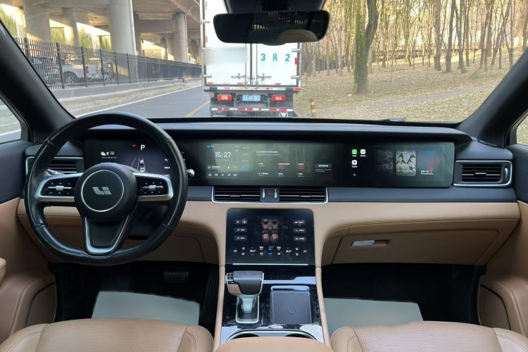 理想汽车 理想ONE 2021款 增程6座版中控内饰7005