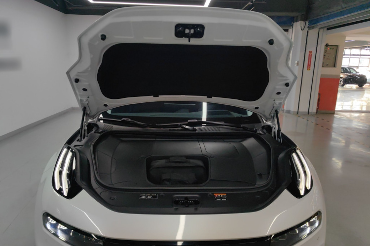 极氪001 2022款 长续航双电机 WE版局部细节24