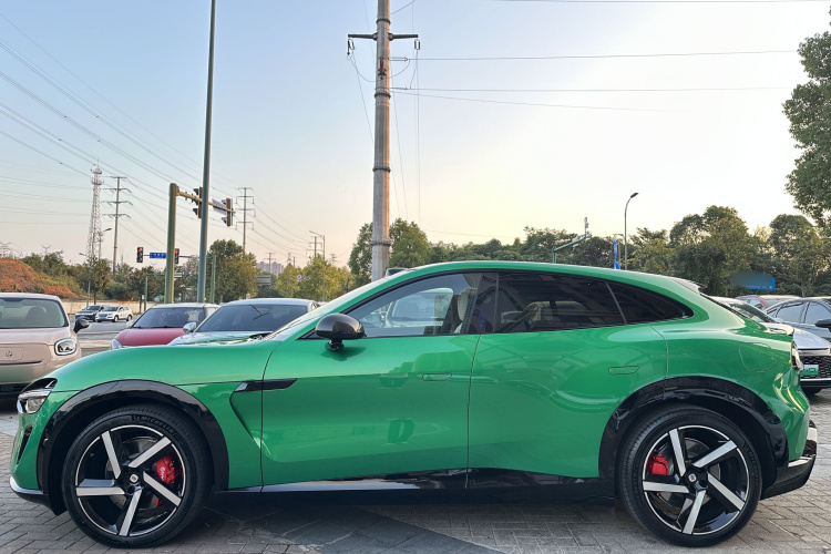 小米汽车 小米YU7 2025款 超长续航高性能四驱Max版车身外观6003