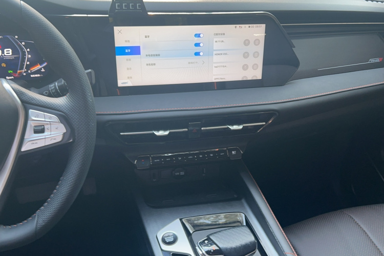 长安欧尚X7 PLUS 2022款 1.5T 蓝鲸版自动Geeker旗舰型局部细节16