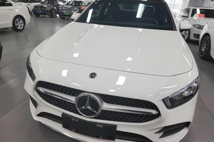 奔驰A级 2022款 A 200 L 运动轿车时尚型车身外观6001