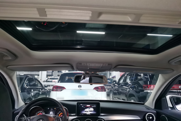 奔驰C级 2017款 改款 C 180 L 时尚型运动版局部细节22