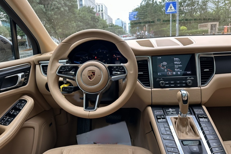 保时捷 2017款  Macan 2.0T中控内饰7006