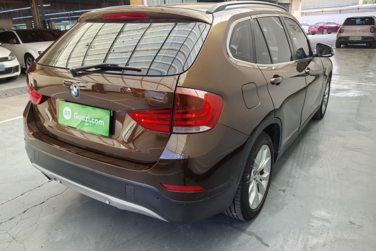 宝马X1 2013款 sDrive18i 时尚型车身外观6013