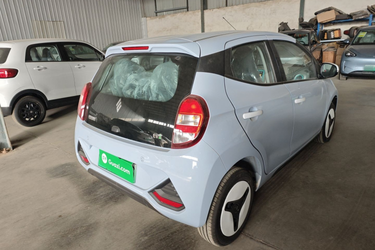 江铃集团新能源 易至EV2 2026款 PLUS+ 舒适型车身外观7