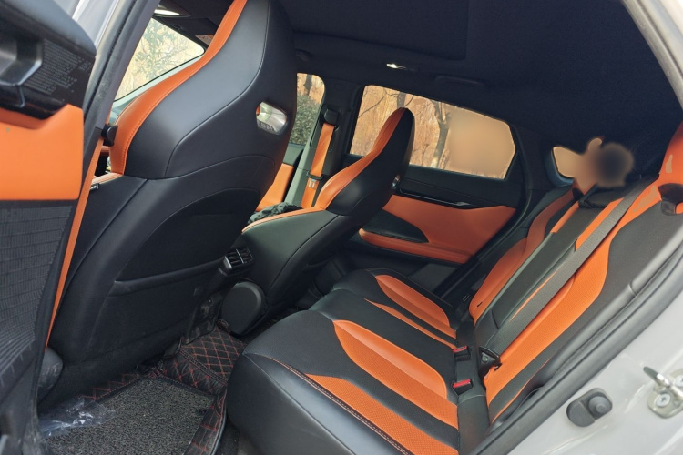 长安UNI-V 2023款 1.5T 运动版中控内饰7004