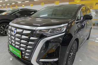 腾势D9 2022款 DM-i 970 四驱旗舰型