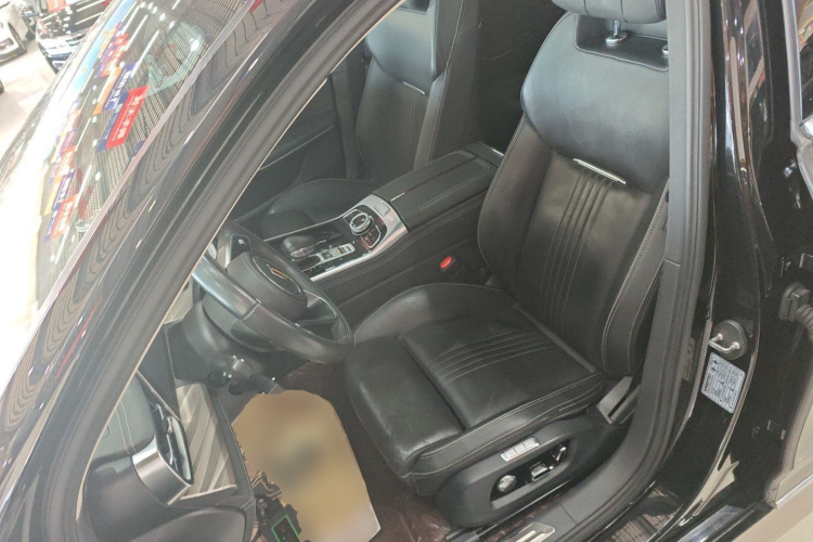 红旗H9 2022款 2.0T 智联旗享版局部细节19