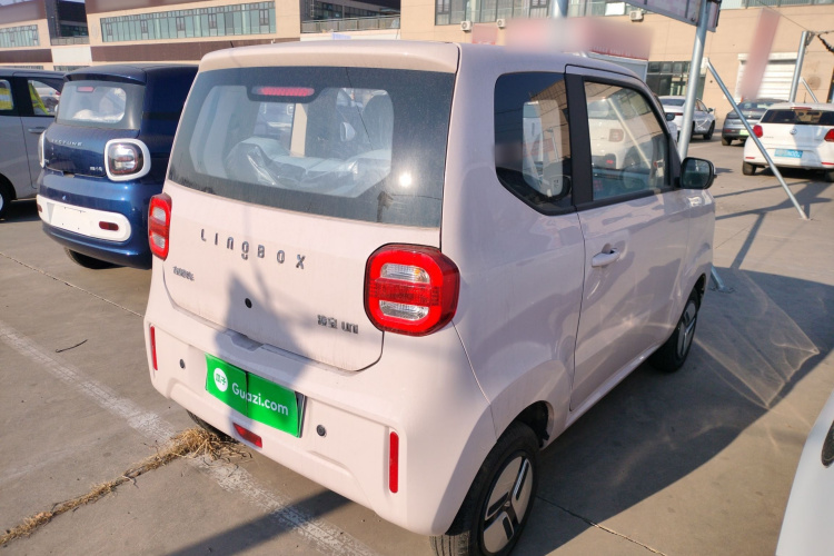 凌宝汽车 凌宝uni 2025款 微甜版 11.52kWh车身外观6005