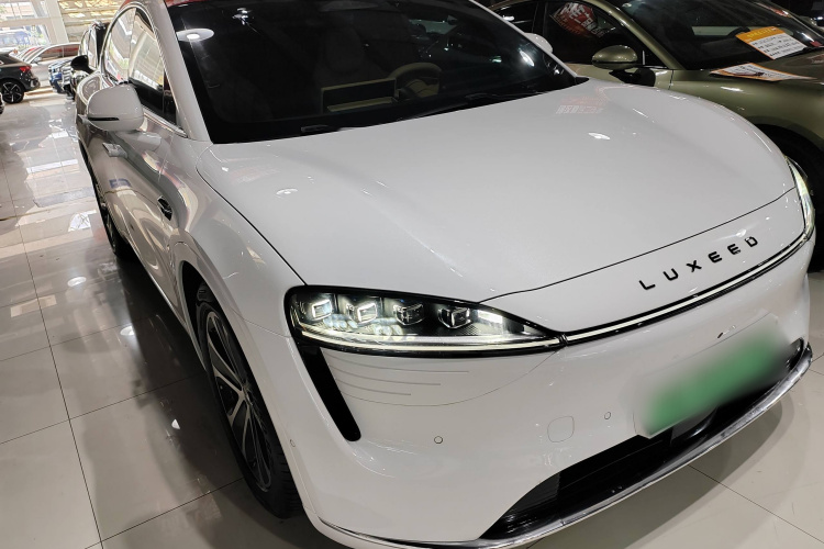 鸿蒙智行 智界R7 2024款 纯电 802km Max车身外观6001