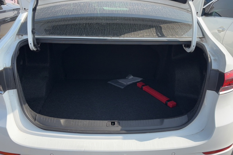 别克 英朗 2021款 改款 1.3T 自动轻混动进取型局部细节23