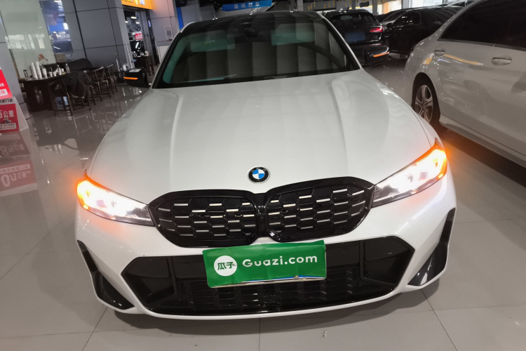 宝马3系 2024款 325Li M运动套装车身外观2