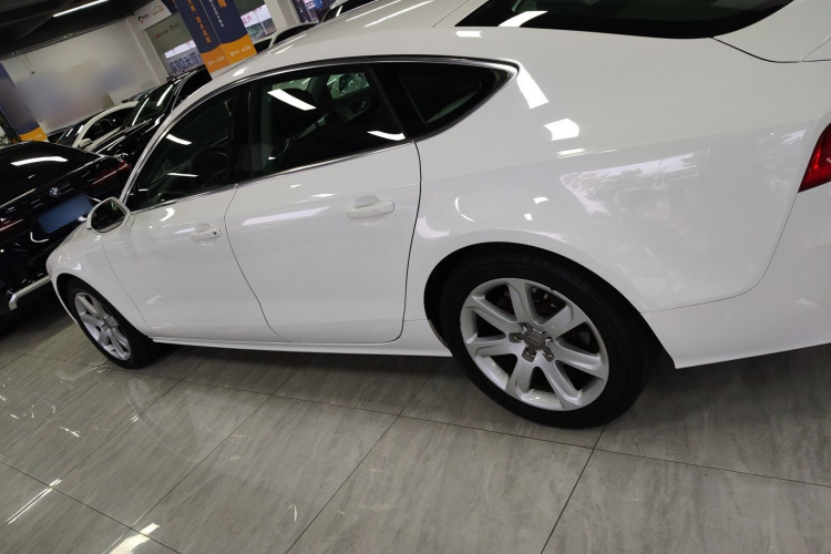 奥迪A7 2013款 35 FSI quattro进取型车身外观6003