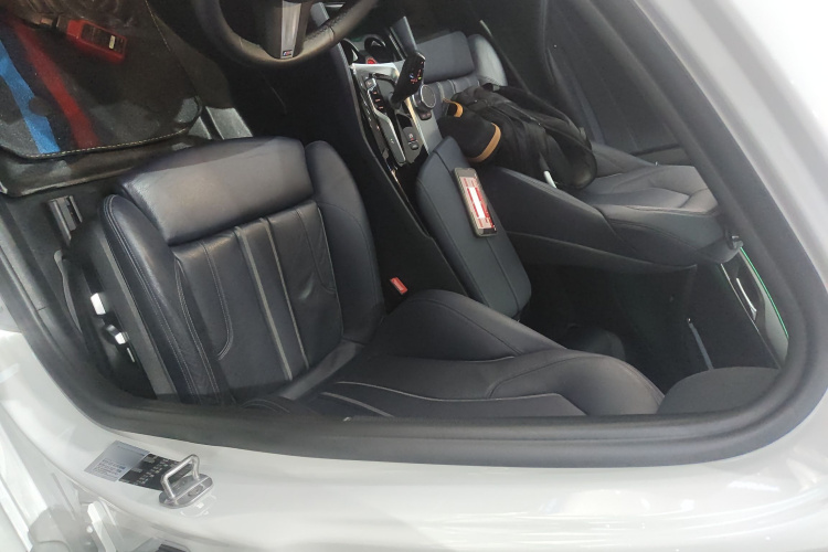 宝马5系(进口) 2018款 525i M运动套装中控内饰19