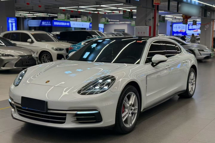 保时捷 2017款 Panamera 行政加长版 3.0T车身外观6005