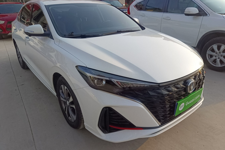 长安 逸动 2025款 PLUS 1.4T 双离合高能版车身外观6002