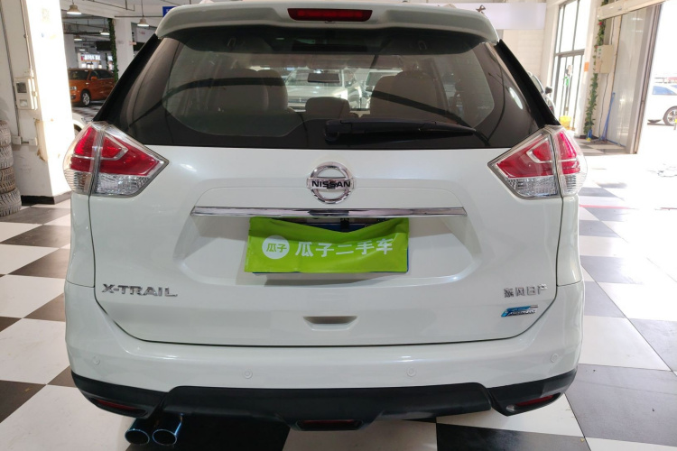 日产 奇骏 2014款 2.5L CVT领先版 4WD车身外观6